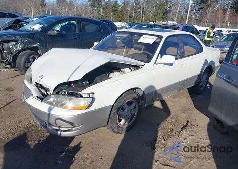 1995 Lexus Es 300 z USA, uszkodzony, nr VIN JT8GK13T5S0118485